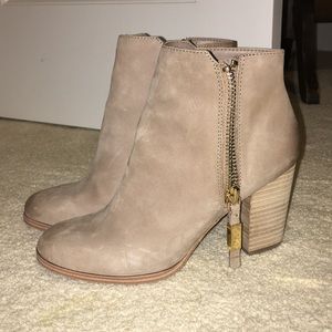 ALDO WOMEN’S BRAND NEW HIGH HEEL BOOTIES w/ box